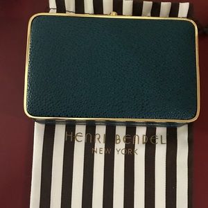 Henri Bendel cross body